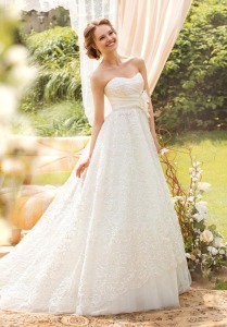 Style #1417, sweetheart neckline lace a-line wedding gown with handmade rose, available in cream